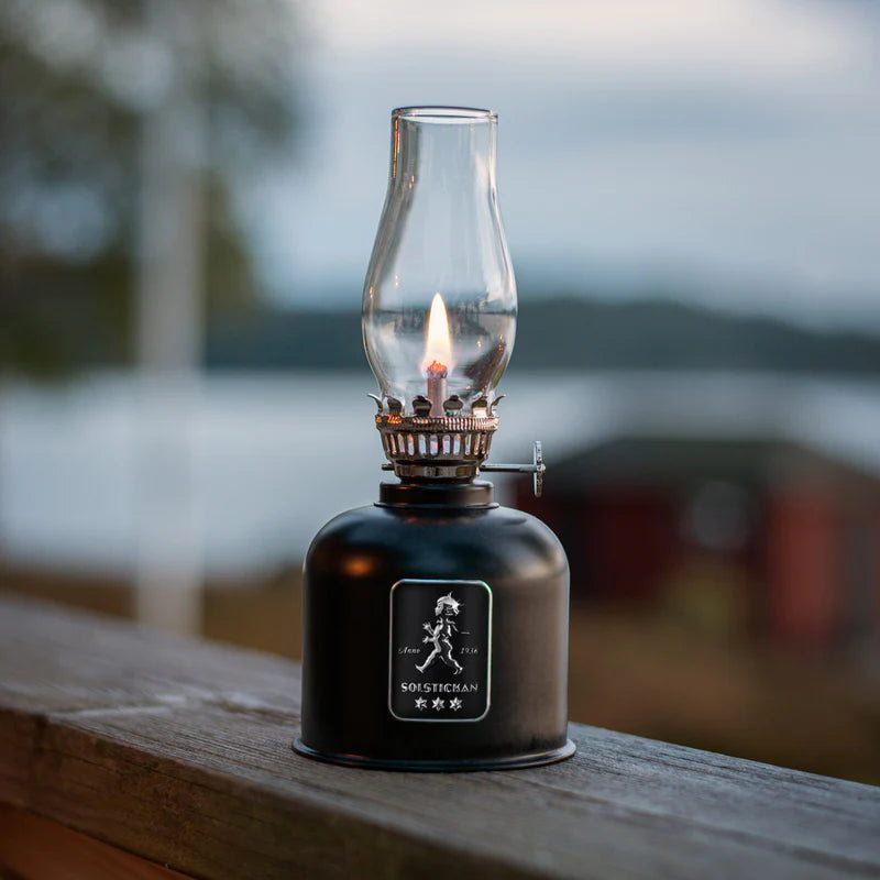 Fotogenlampa – Svart / Silver