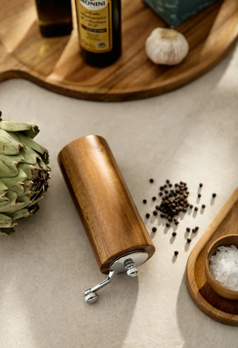 Träbricka med saltskål + Pepparkvarn - Moulin