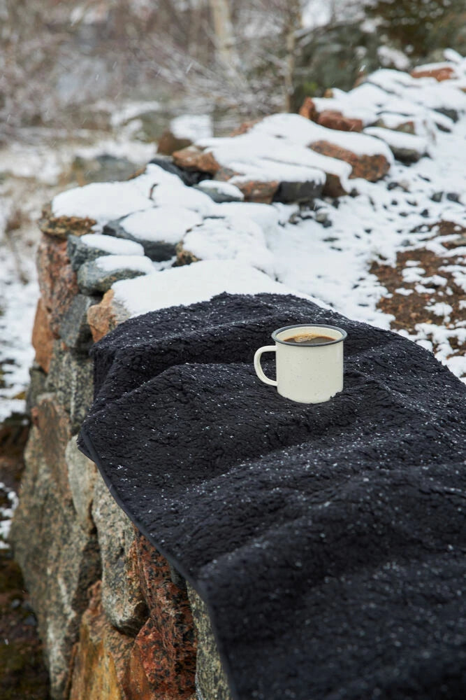 Pläd/sittunderlag Svart