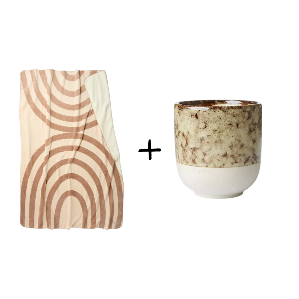 Sherpapläd arc beige + Chiara doftljus